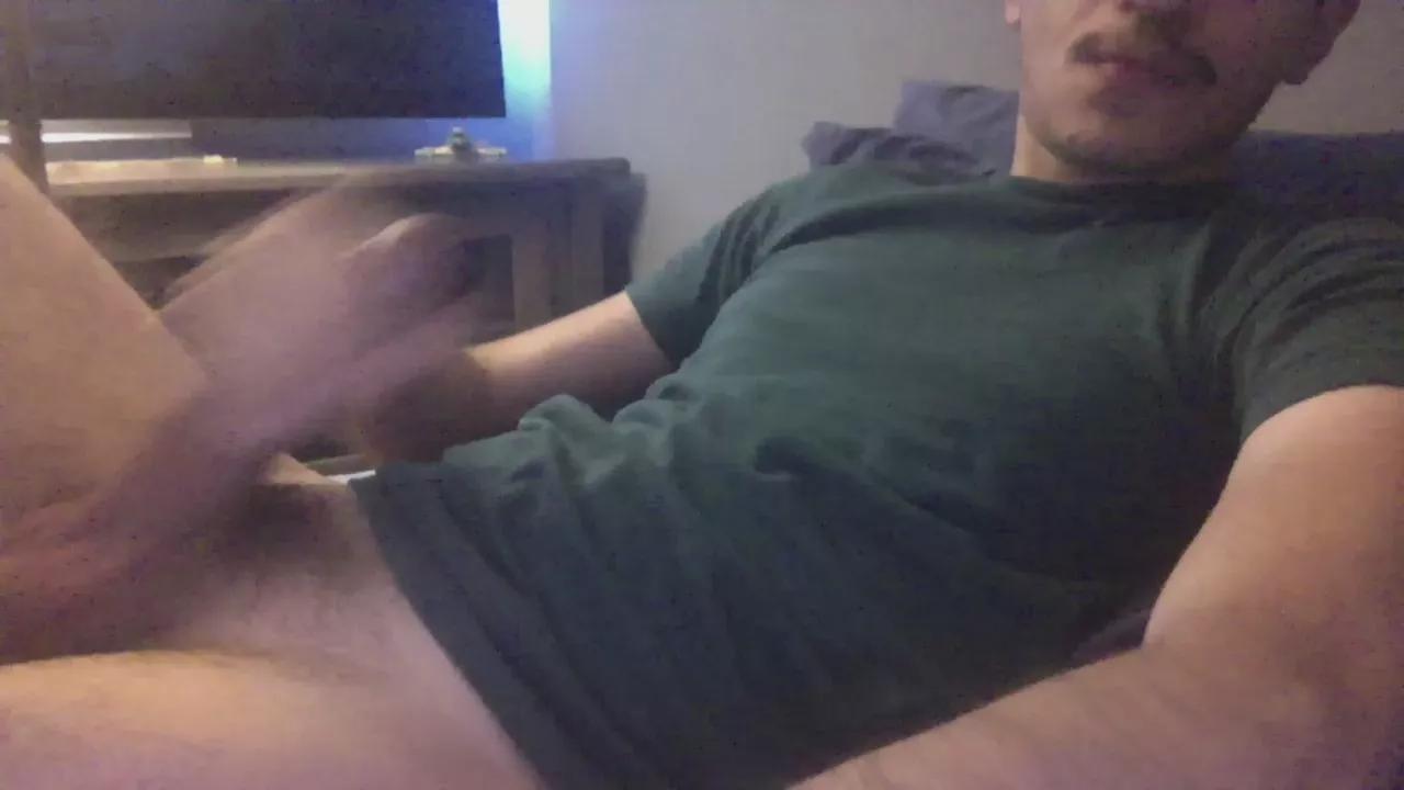 TheBigShip on Cam4 