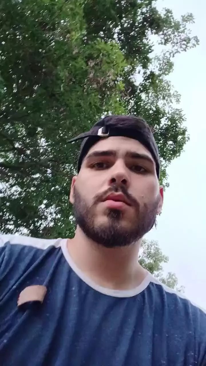 Offline TheCheffsito on Cam4