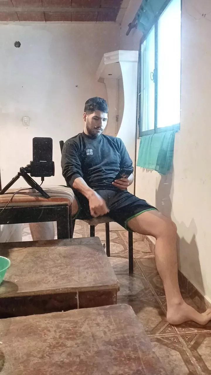 Offline TheCheffsito on Cam4