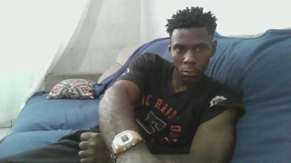 Theus4561 on Cam4 
