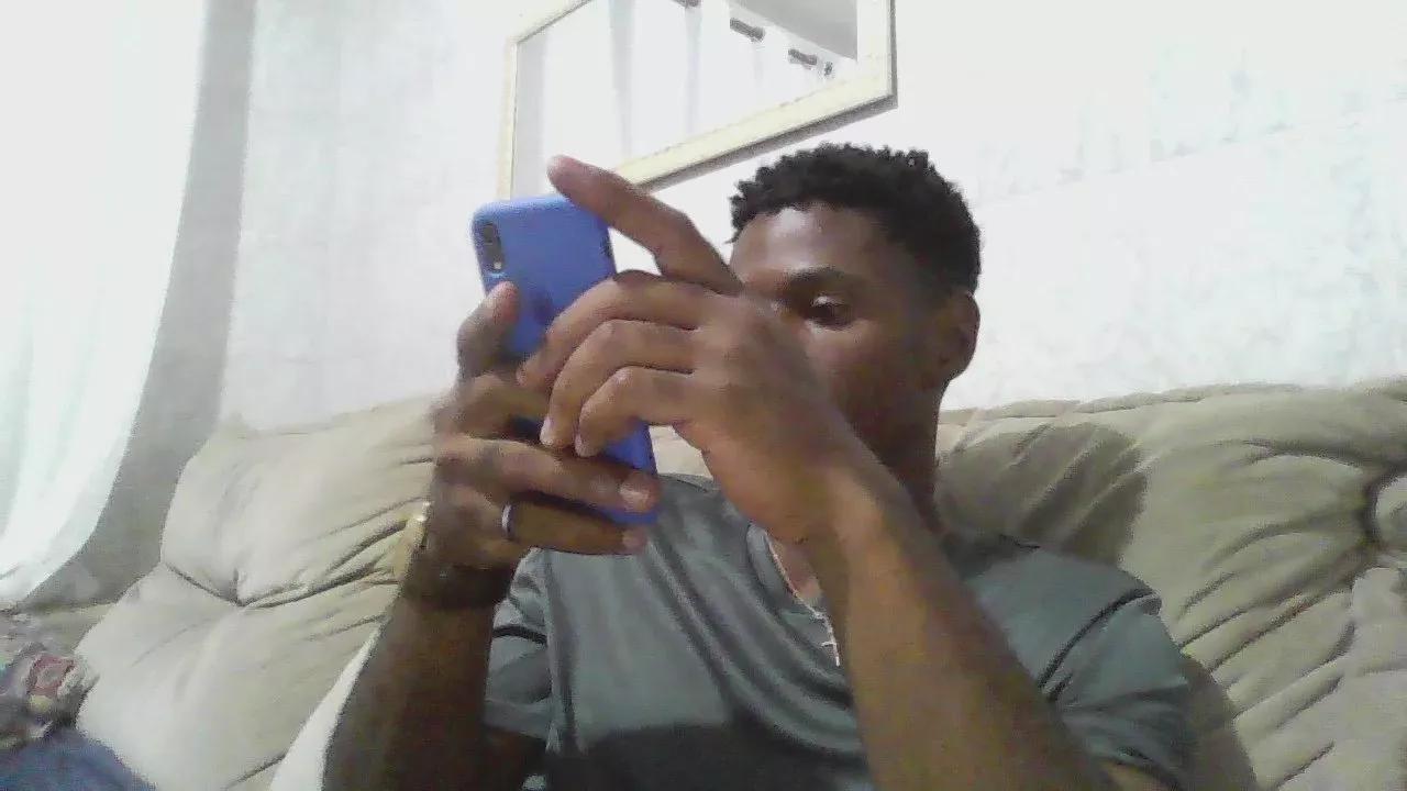 Theus4561 on Cam4 
