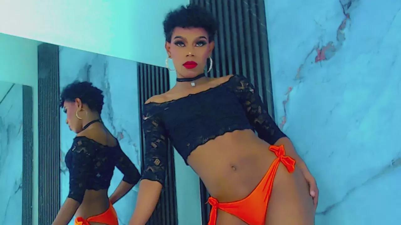 ThiaraVarannes on Cam4 