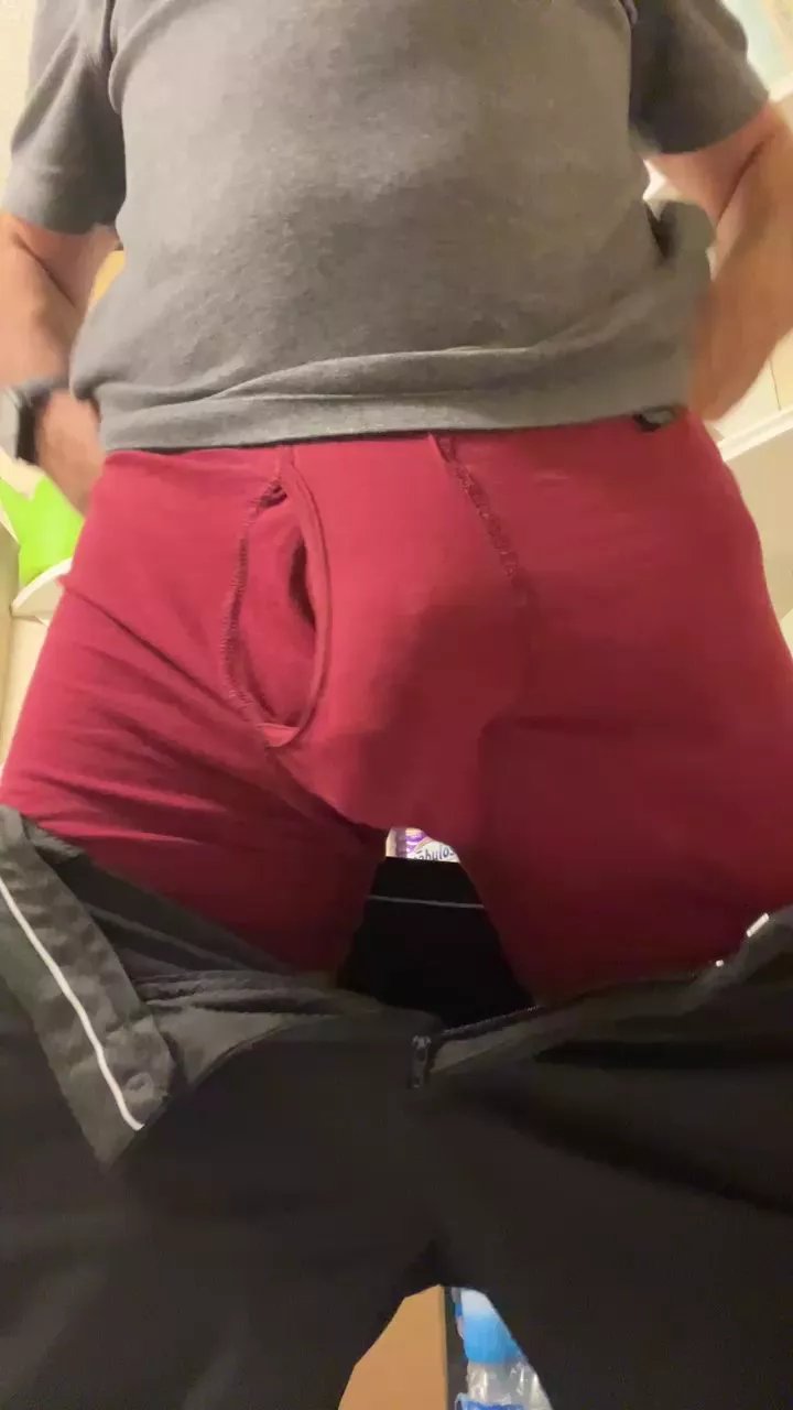 Offline Thickedgeguy on Cam4