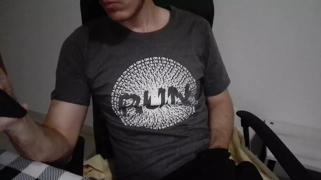 Offline tincho1222 on Cam4