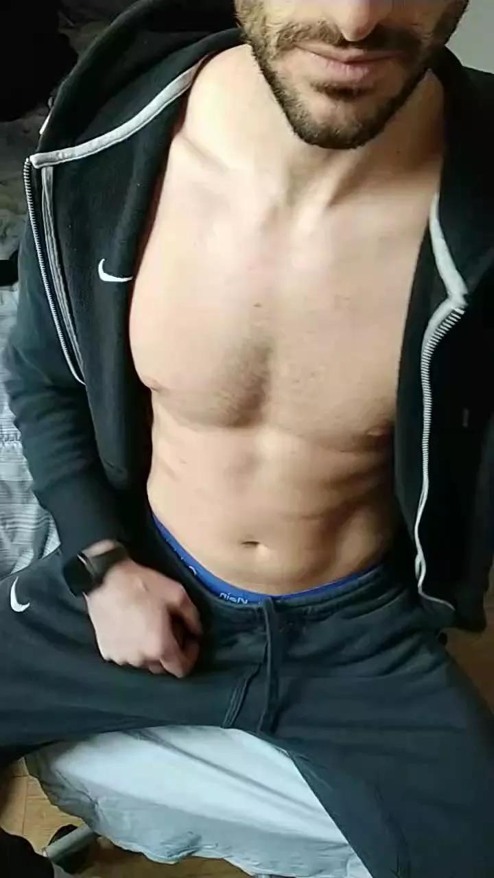 tms111 on Cam4 