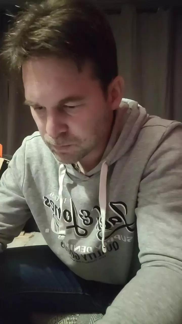 tomsauwer on Cam4 