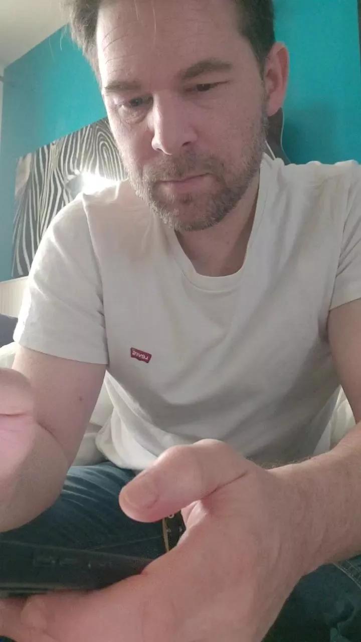 tomsauwer on Cam4 