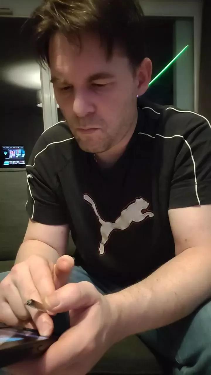 tomsauwer on Cam4 