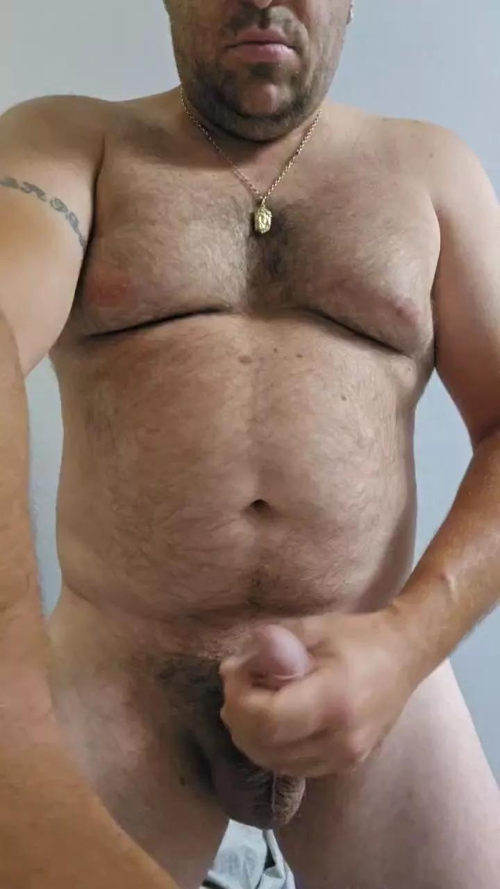 Tony101983 on Cam4 