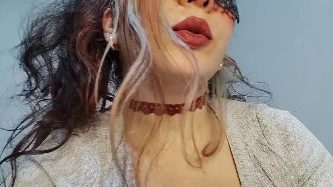 Offline totem45 on Cam4