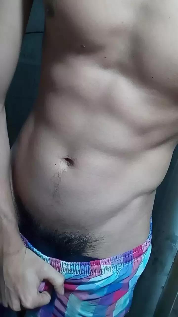 Traviss25 on Cam4 
