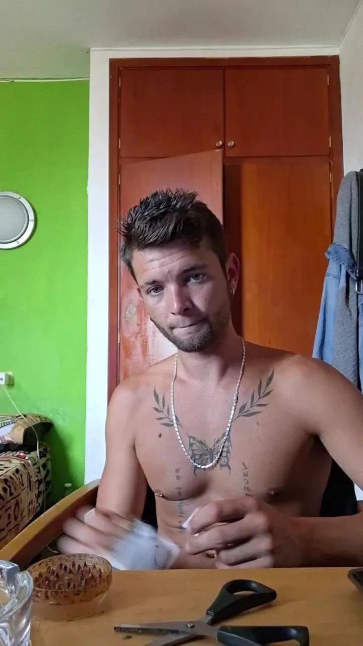 Offline Tugolfo on Cam4