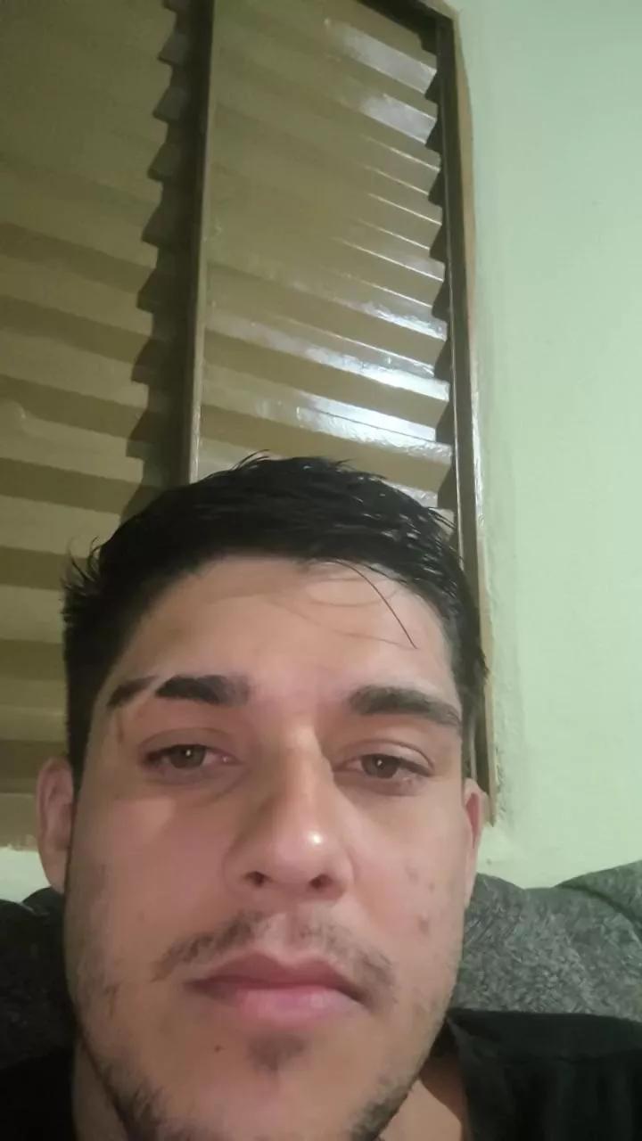 Van_aquino on Cam4 