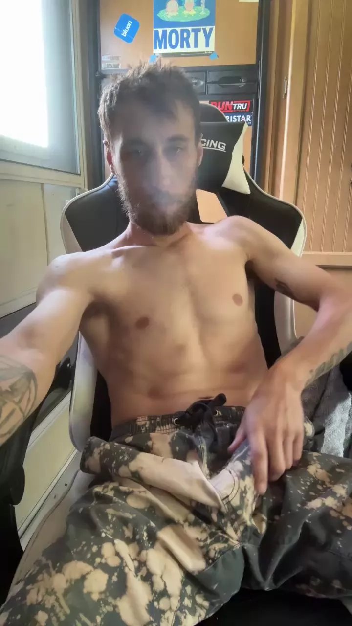 Offline Vance_Bear on Cam4