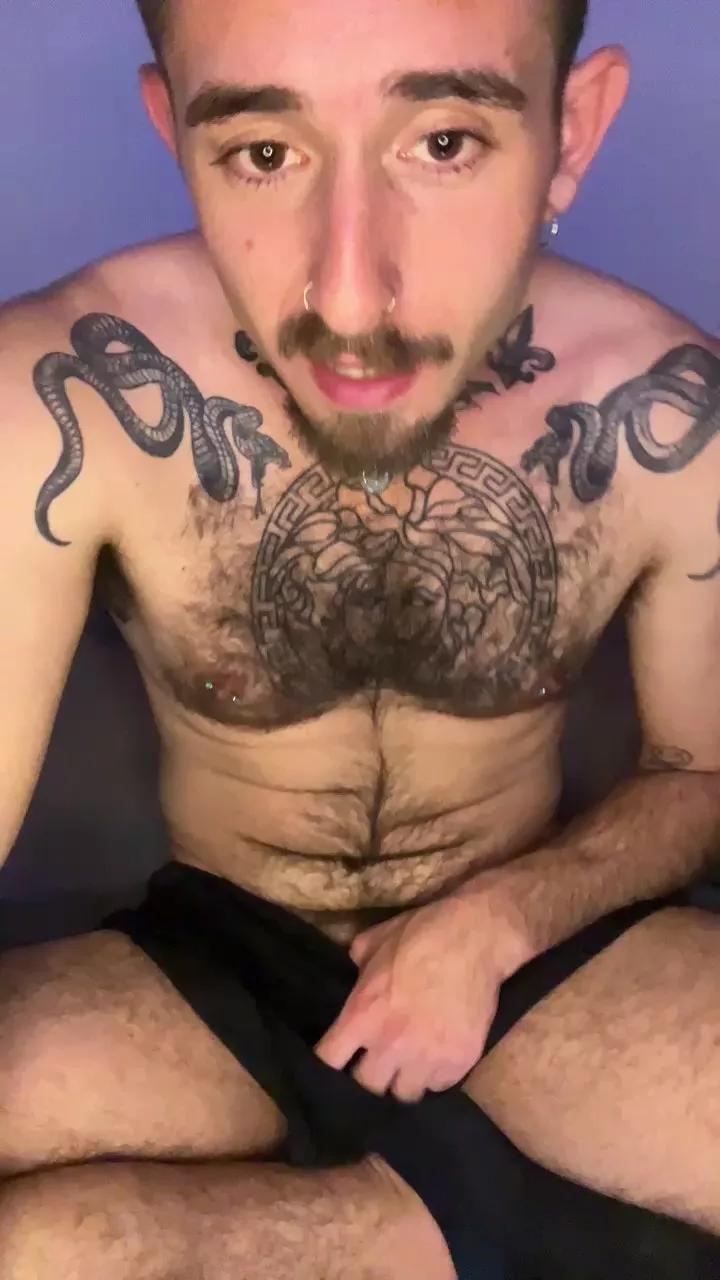Versace_guy on Cam4 