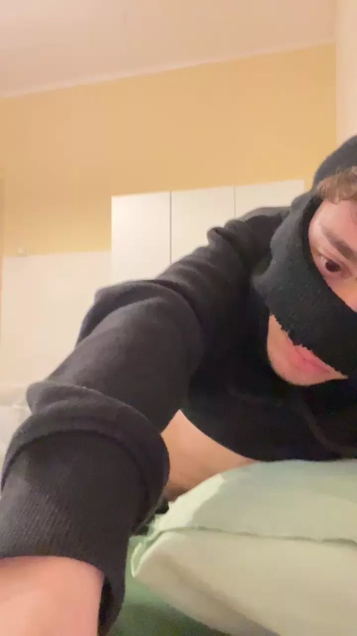 Offline Victorhub05 on Cam4