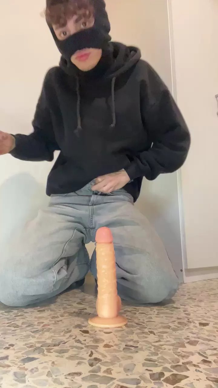 Offline Victorhub05 on Cam4