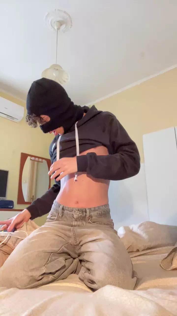 Offline Victorhub05 on Cam4