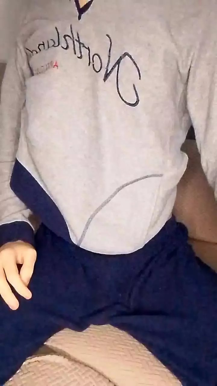 Offline Victorhub05 on Cam4