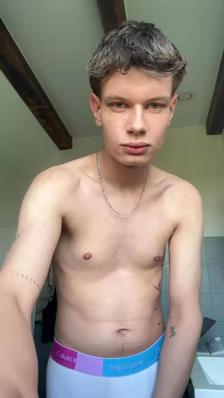 Offline wantedboy3 on Cam4