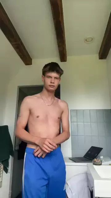 Offline wantedboy3 on Cam4