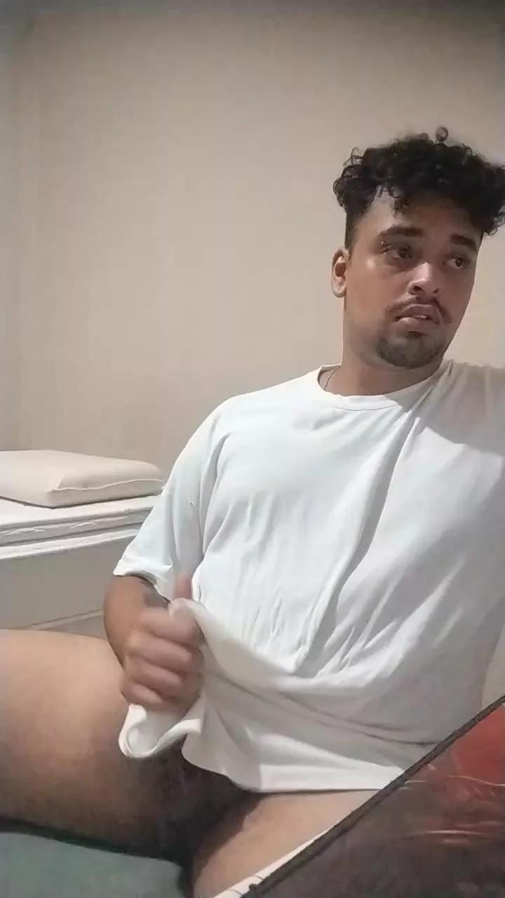 xcumshot3323 on Cam4 