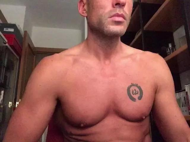 Xisco8_2 on Cam4 