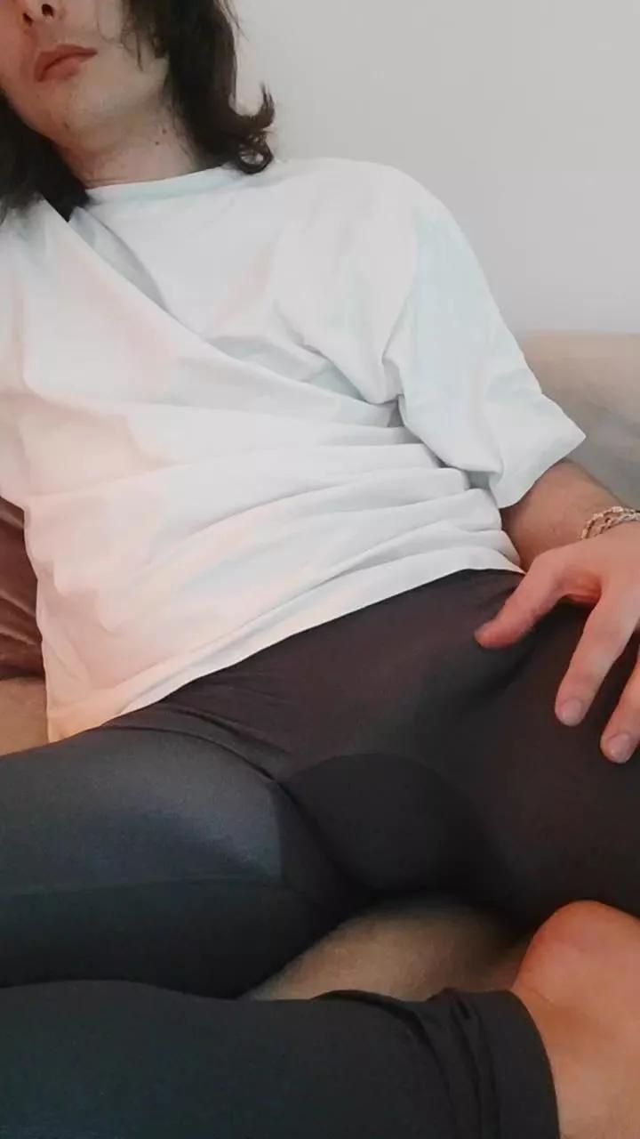 xxx_milo_xxx on Cam4 
