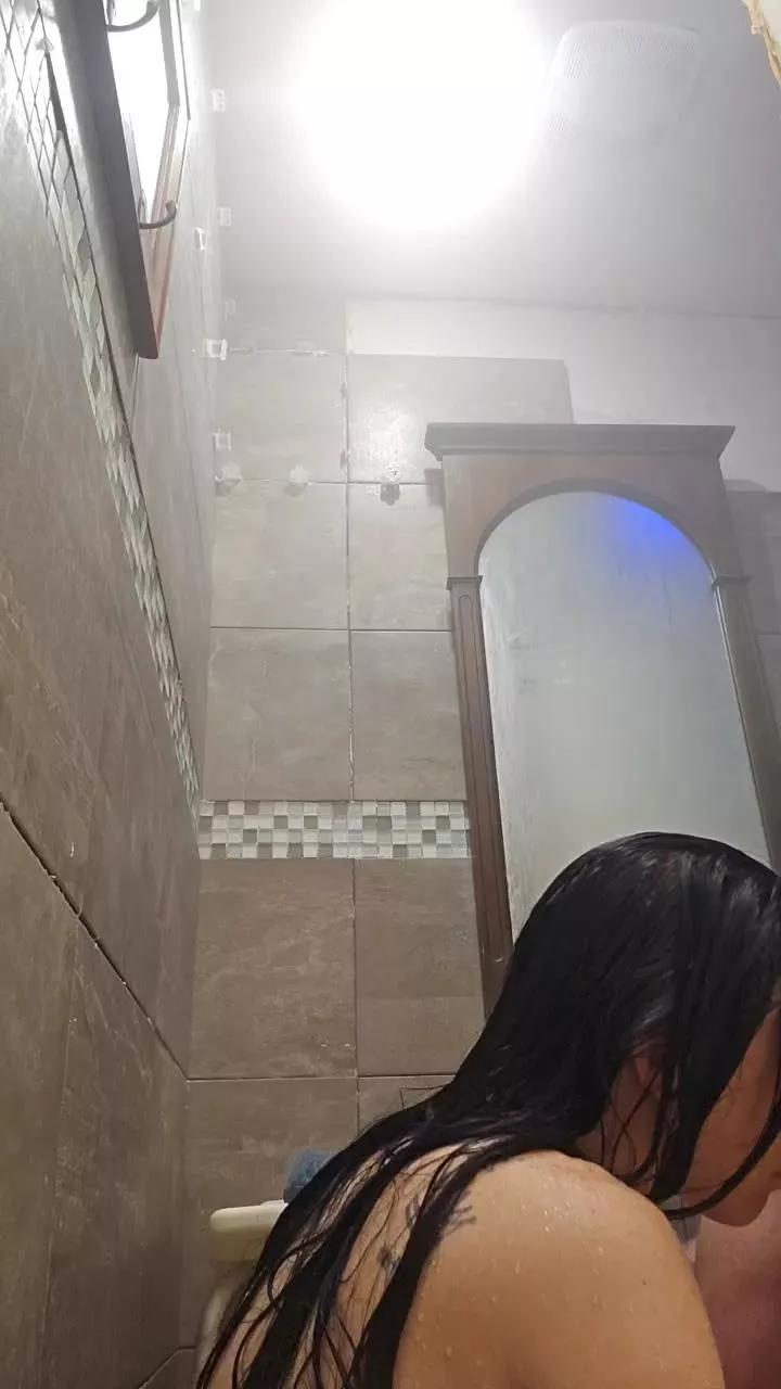 Xxxcamxxx69 on Cam4 
