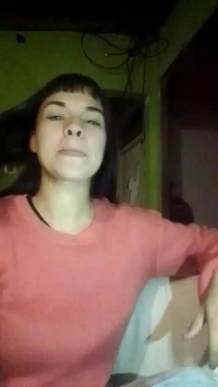 XxxMarilu69 on Cam4 