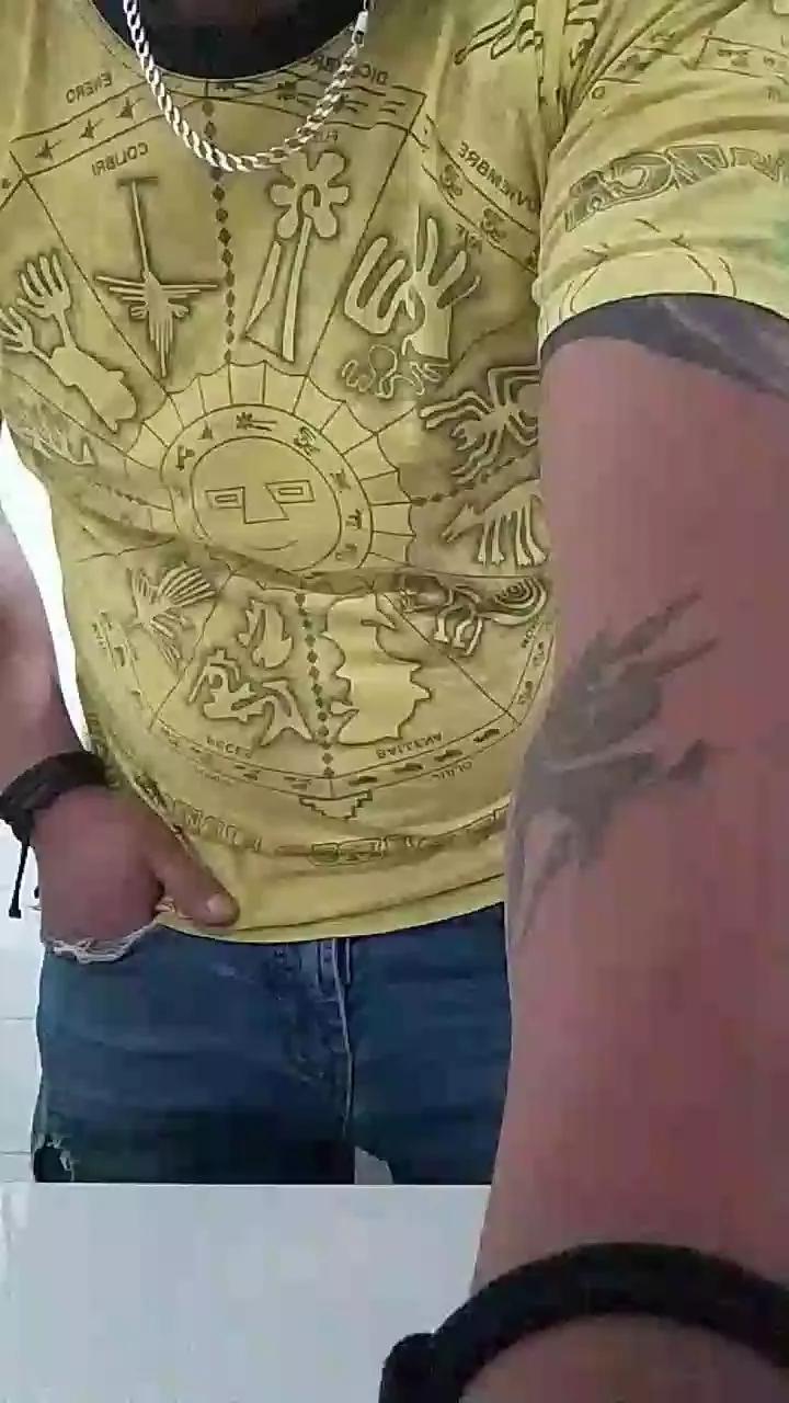 Yell47 on Cam4 