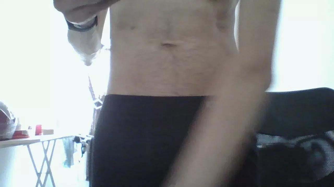 yonn19 on Cam4 