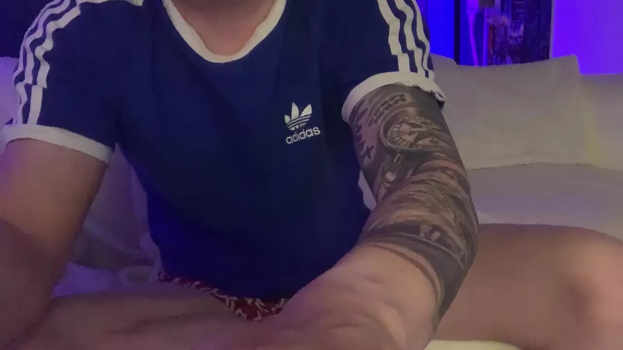 Offline young_slut on Cam4