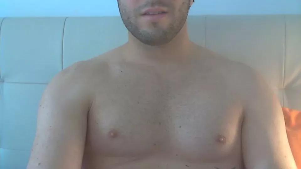 YoungFraser on Cam4 