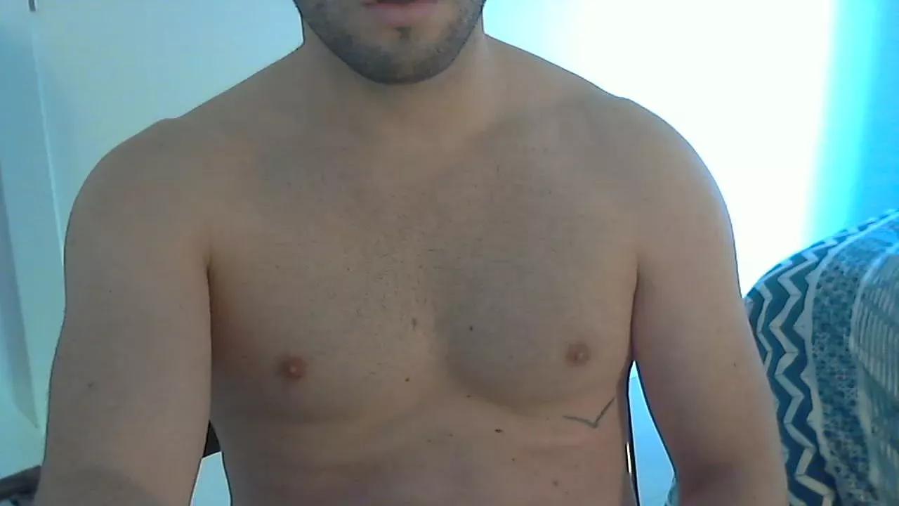 YoungFraser on Cam4 