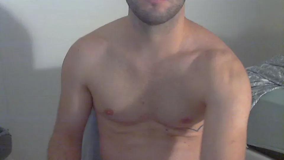 YoungFraser on Cam4 