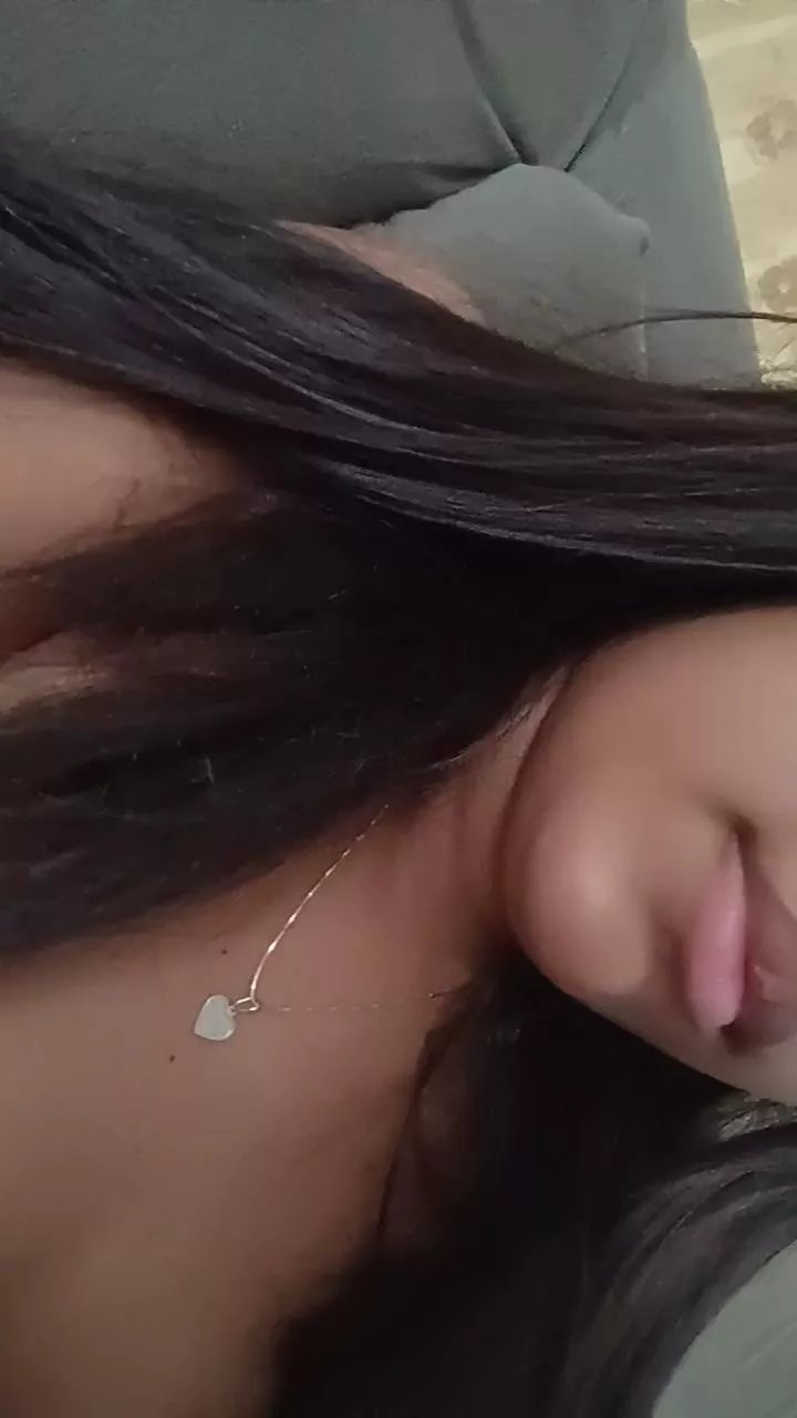 Offline Yukkipop on Cam4