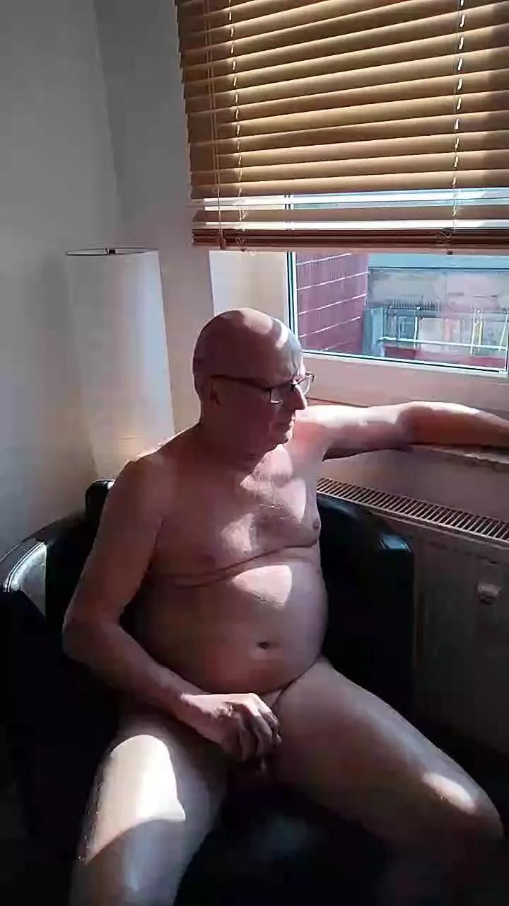 Zeigegeilehure on Cam4 