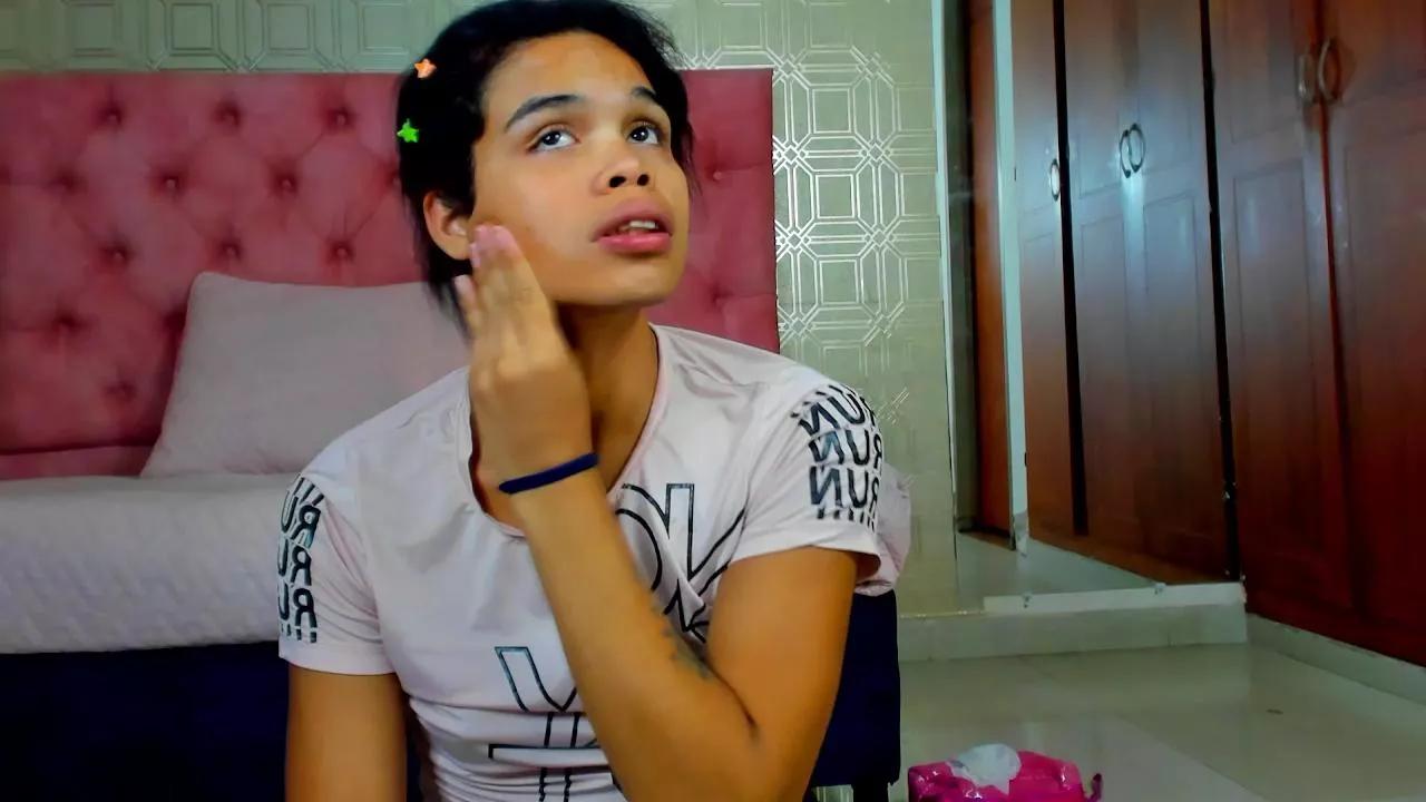 zoex2_ on Cam4 