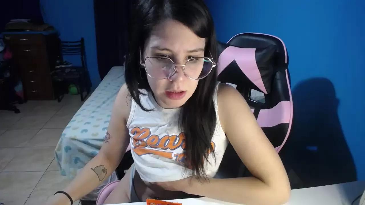 zzwei7 on Cam4 