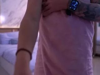 Offline cutefoxy on CamSoda