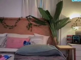 Offline thelittlenative on CamSoda