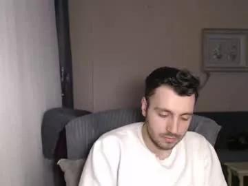 2handsomeman on Chaturbate 