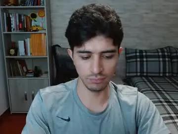 aaron_paul_ from Chaturbate