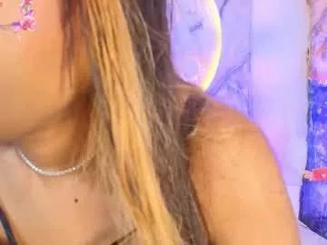 Freechat ailynblaze on Chaturbate