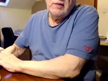 cheekylilchappy on Chaturbate 