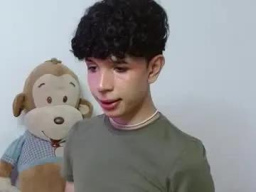 cuddly_twinkie from Chaturbate