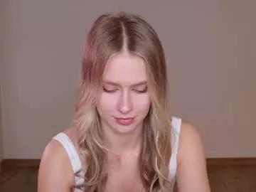ella_twinkle on Chaturbate 