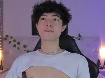 elliot_younng on Chaturbate