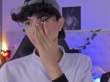 elliot_younng on Chaturbate 